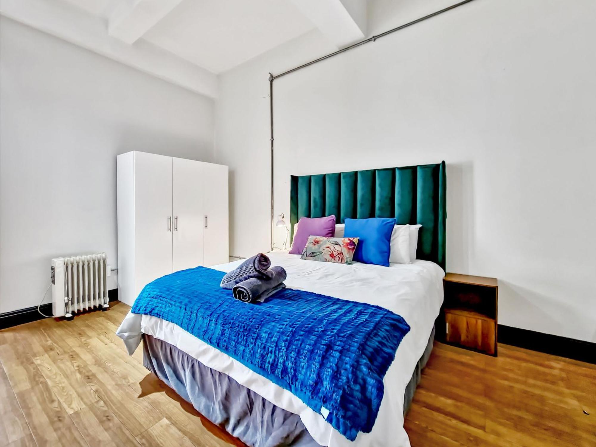Manhattan Style Loft With Backup Power On 4 Loop Str Le Cap Extérieur photo